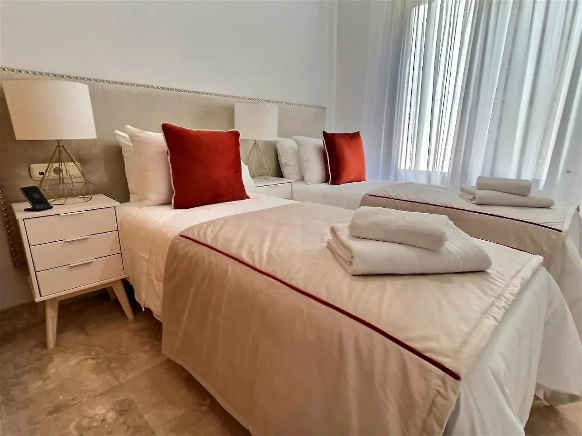 Apartment 2 Bedroom Full Of Amenities - Large Terrace - Garden - Golf - Close To The Beach Casares Spain
