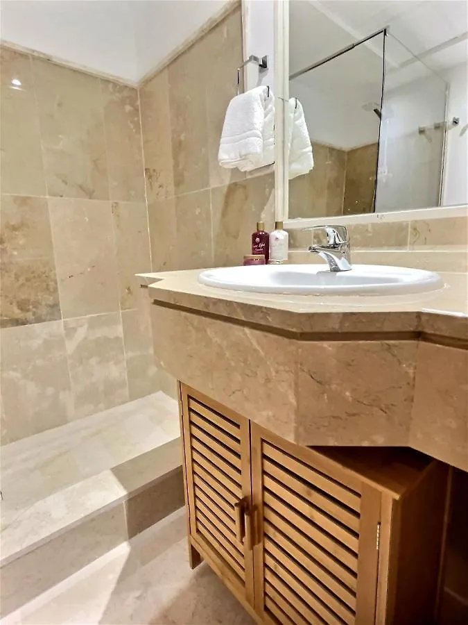 2 Bedroom Full Of Amenities - Large Terrace - Garden - Golf - Close To The Beach Casares 0*,